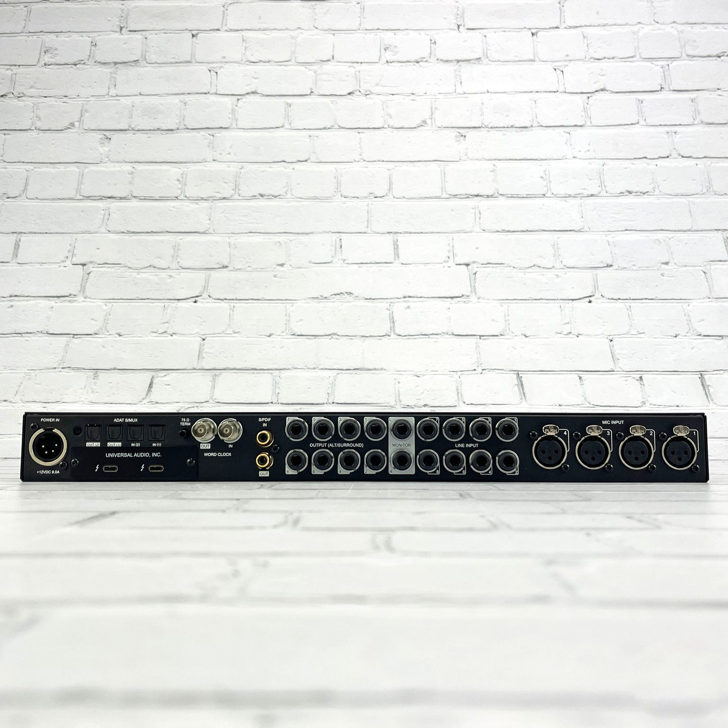 Universal Audio Apollo x8 Thunderbolt 3 Audio Interface