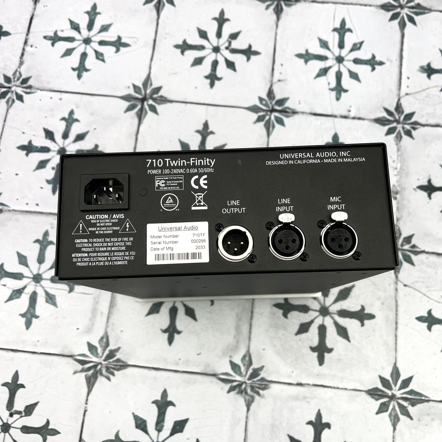 Universal Audio 710 Twin-Finity Microphone Preamp • MINT