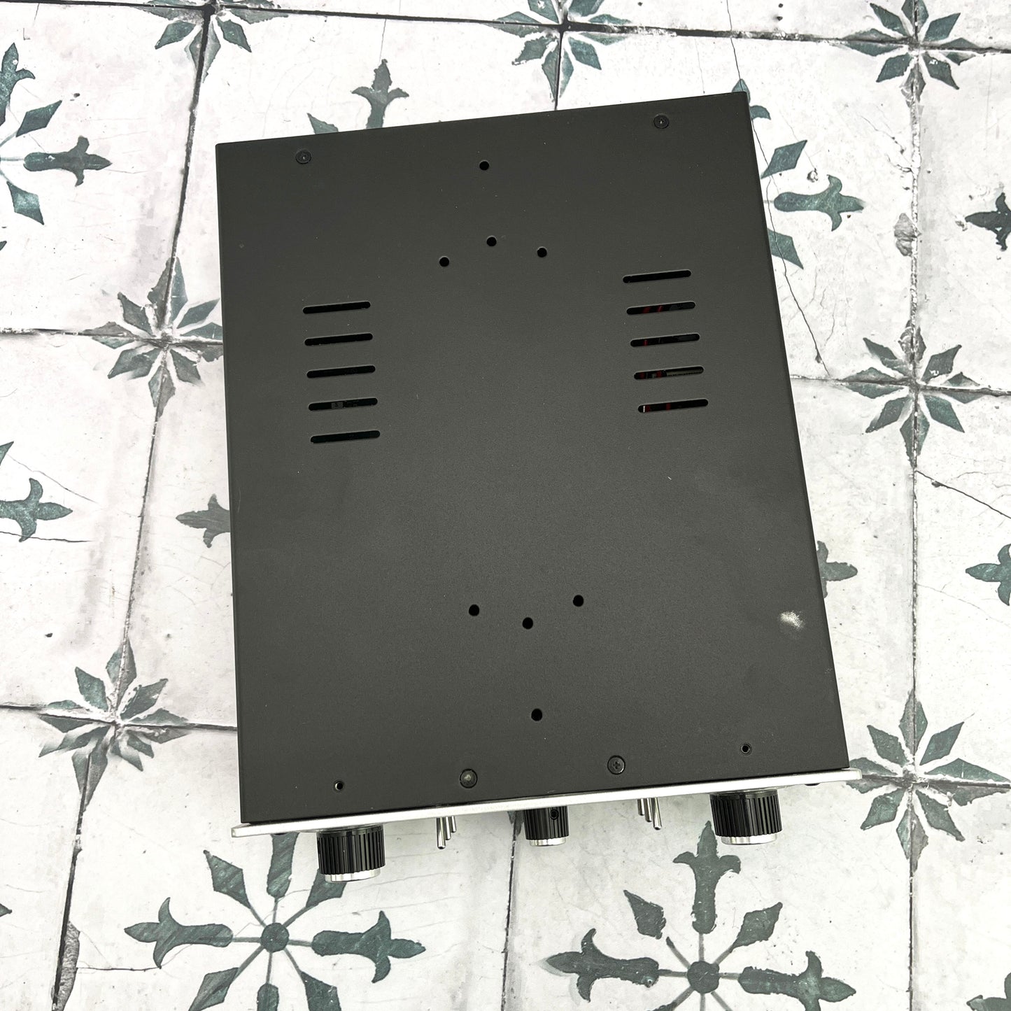 Universal Audio 710 Twin-Finity Microphone Preamp • MINT