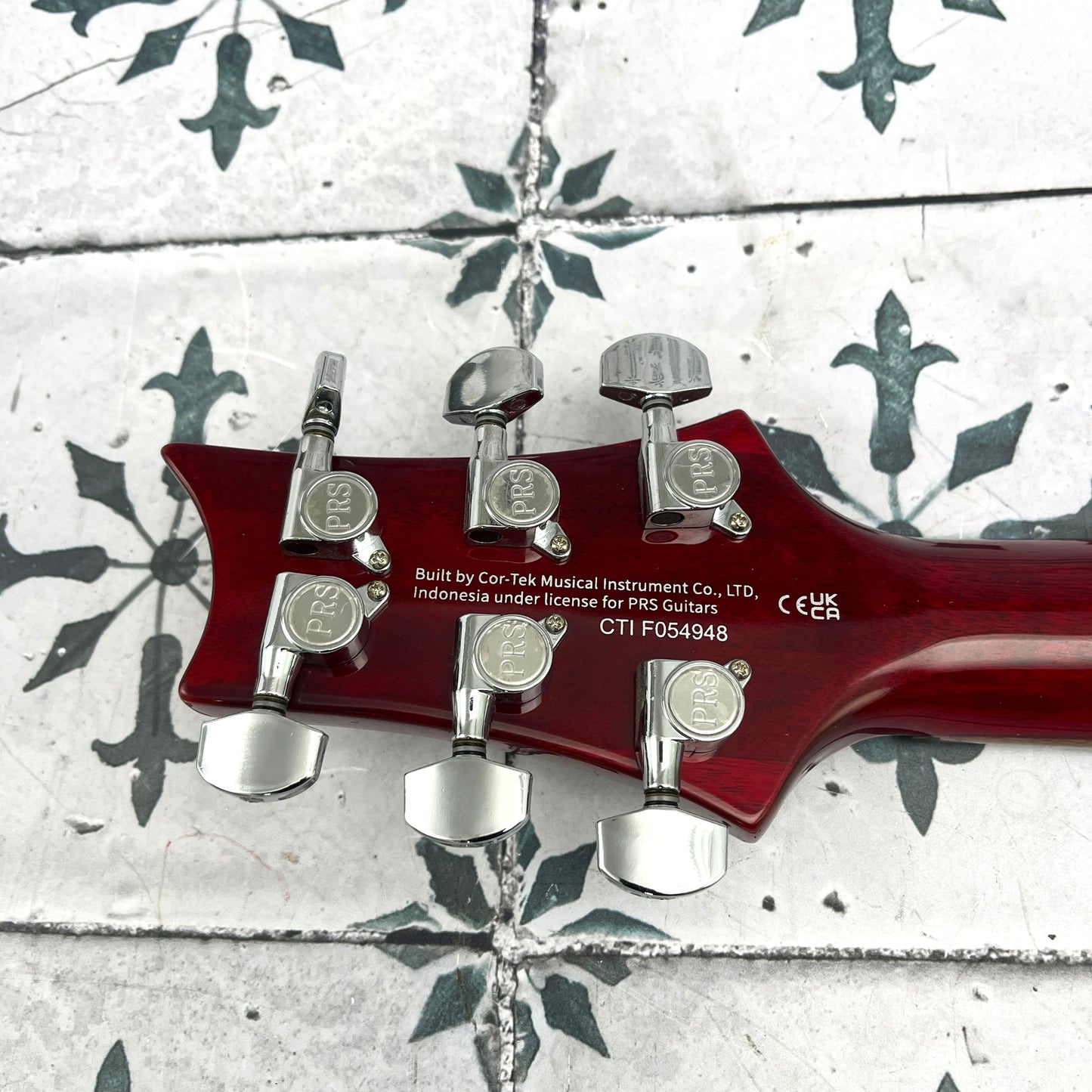 PRS SE Mira • Vintage Cherry • 2023 • 6.3 lb