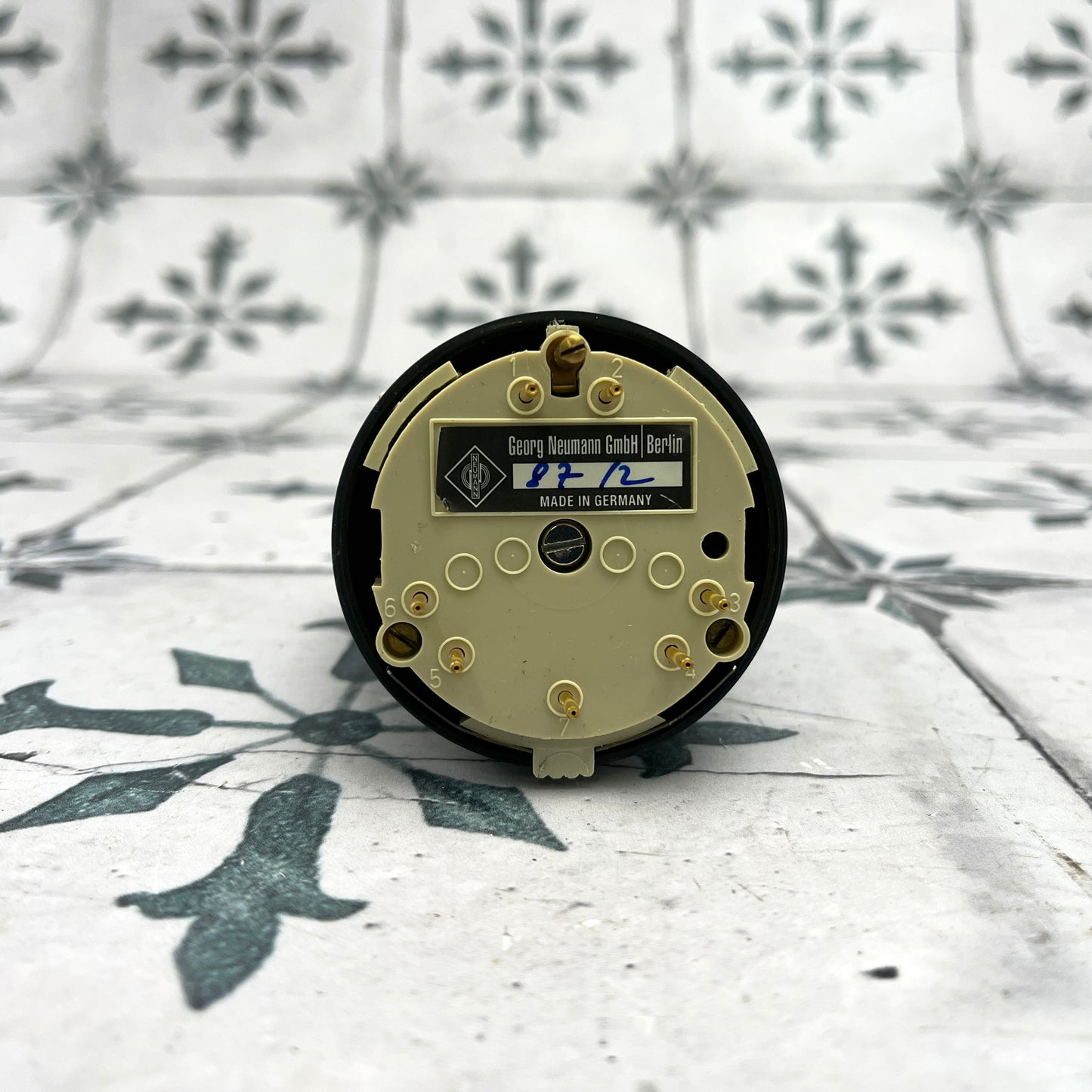 Neumann U 87 Ai Large Diaphragm Multipattern Condenser Microphone