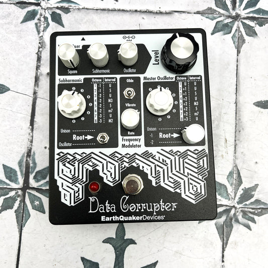 EarthQuaker Devices Data Corrupter Modulated Monophonic Harmonizing PPL