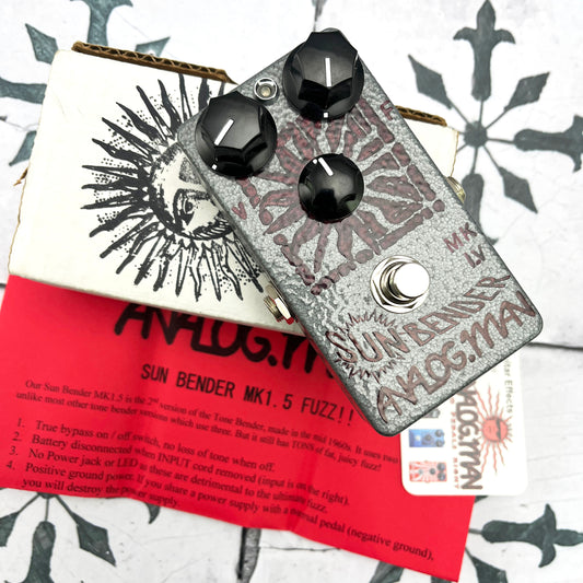 Analogman Sun Bender Mk 1.5 Fuzz in MKIV Case
