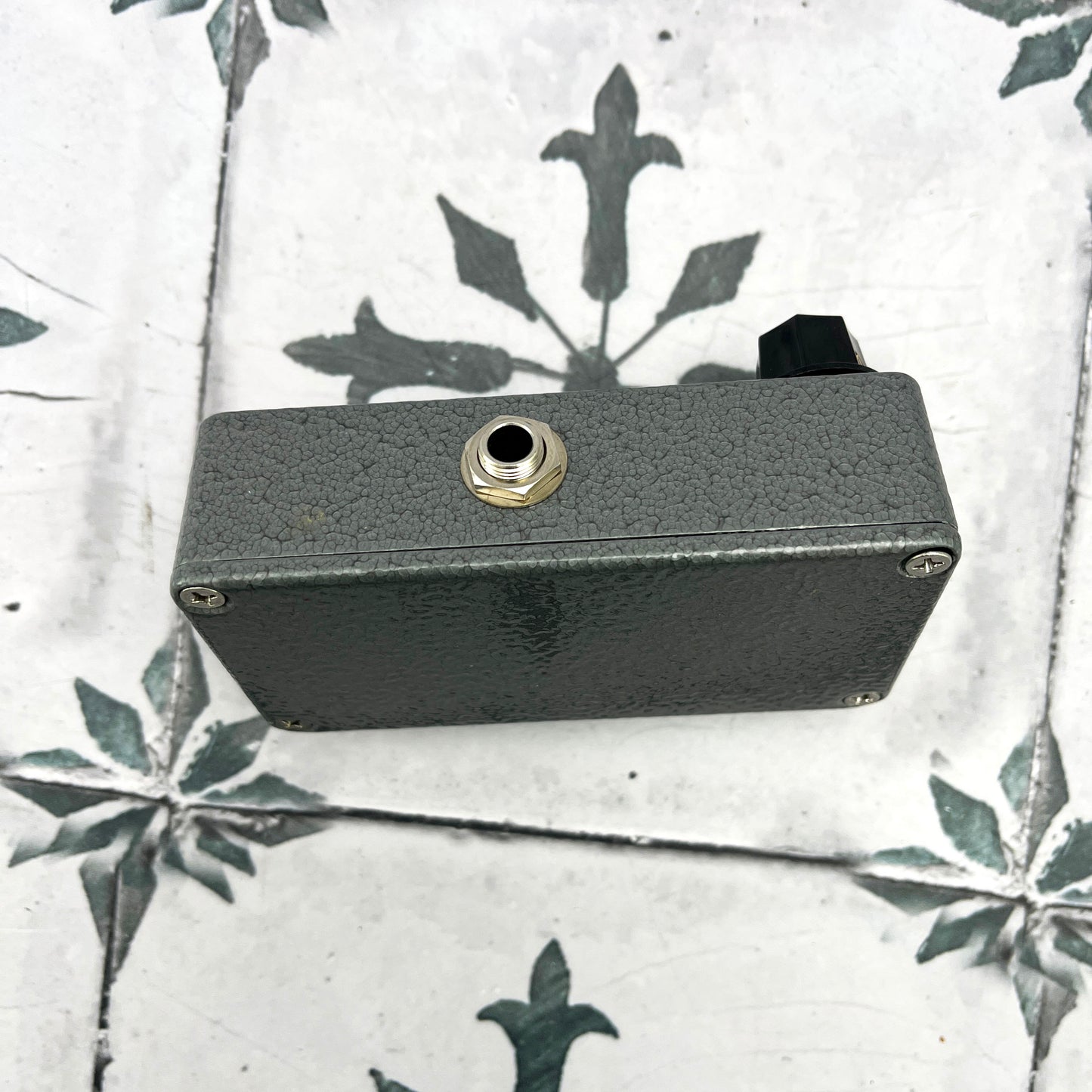 Analogman Sun Bender Mk 1.5 Fuzz in MKIV Case