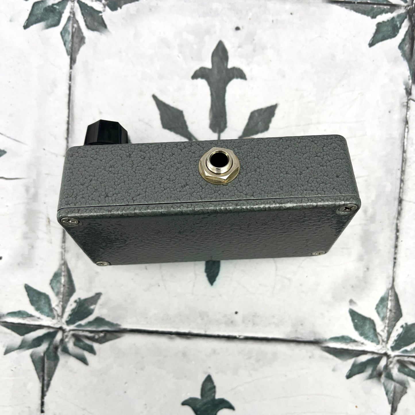 Analogman Sun Bender Mk 1.5 Fuzz in MKIV Case