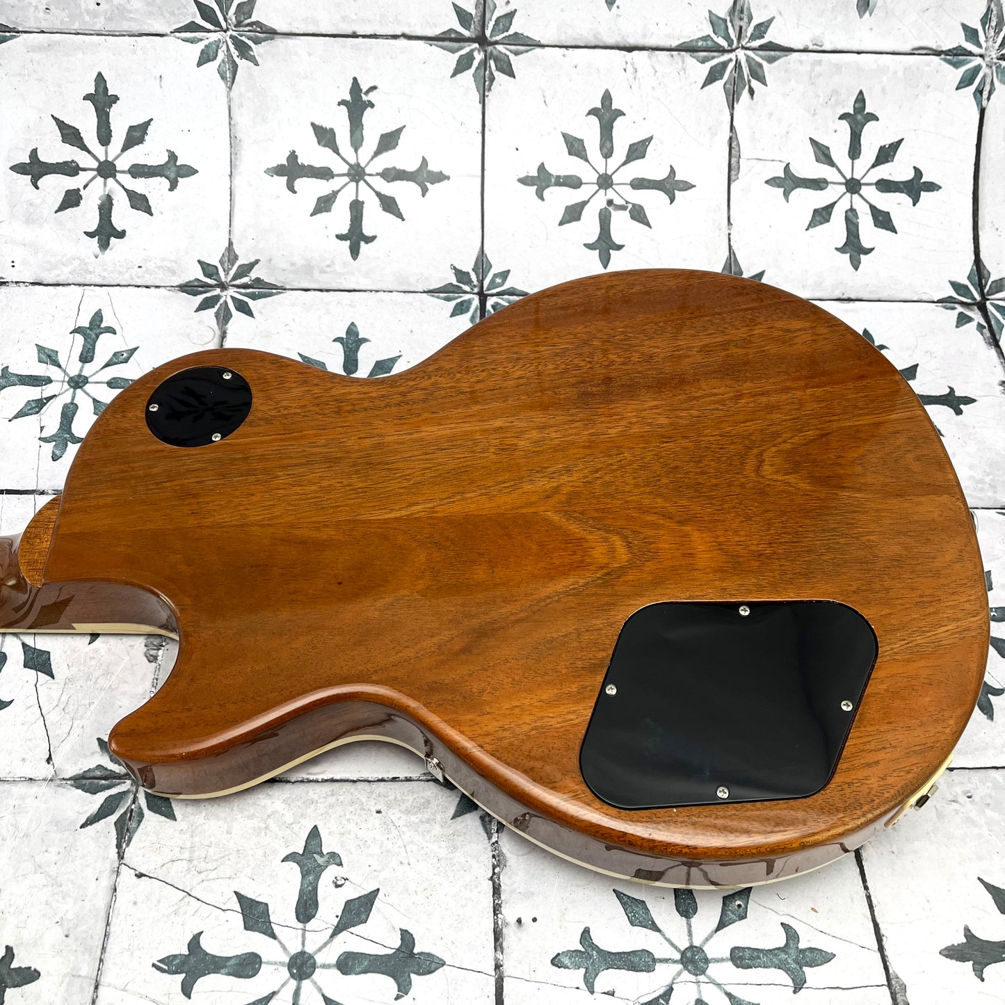 Gibson Les Paul Standard '60s • Translucent Fuchsia • 2024