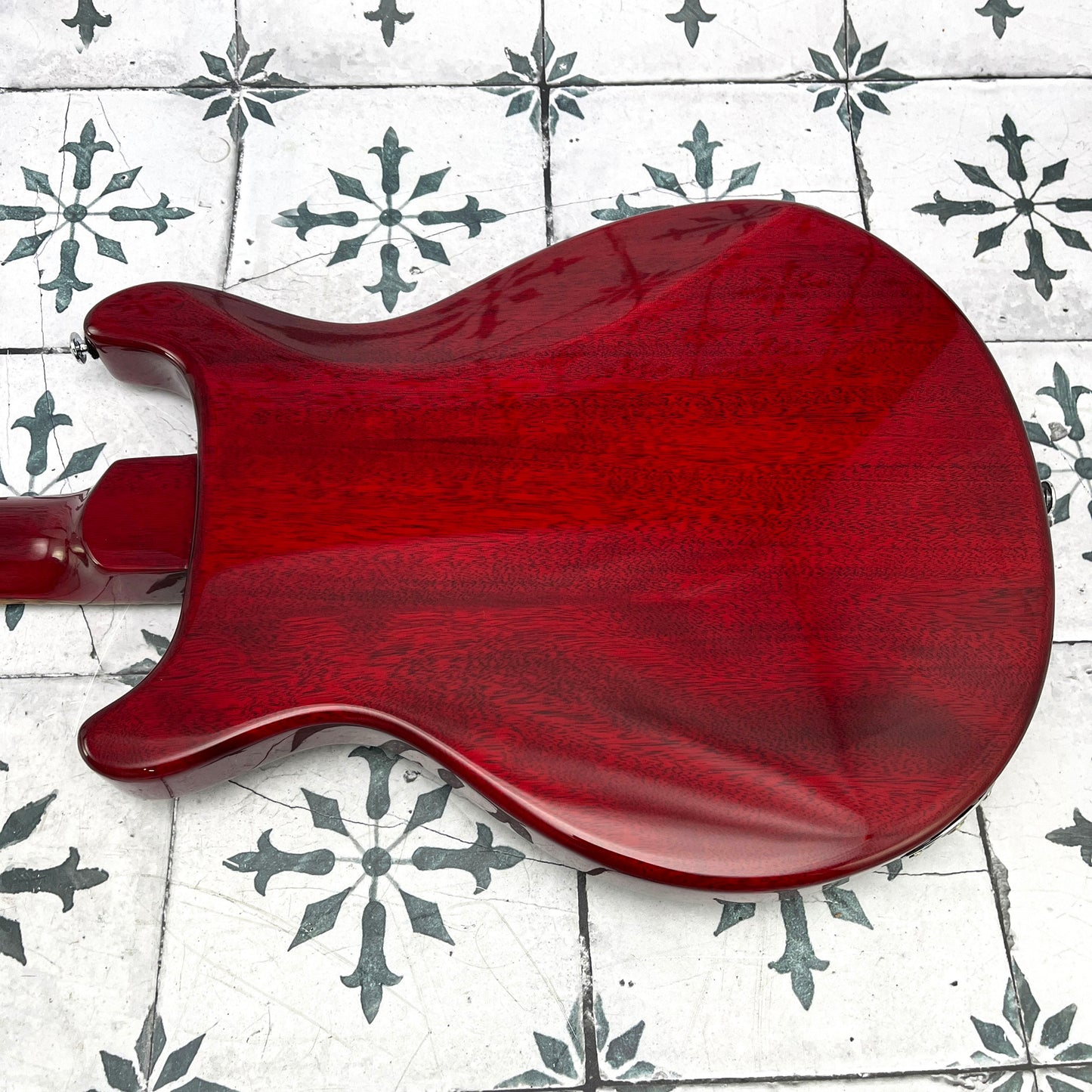 PRS SE Mira • Vintage Cherry • 2023 • 6.3 lb