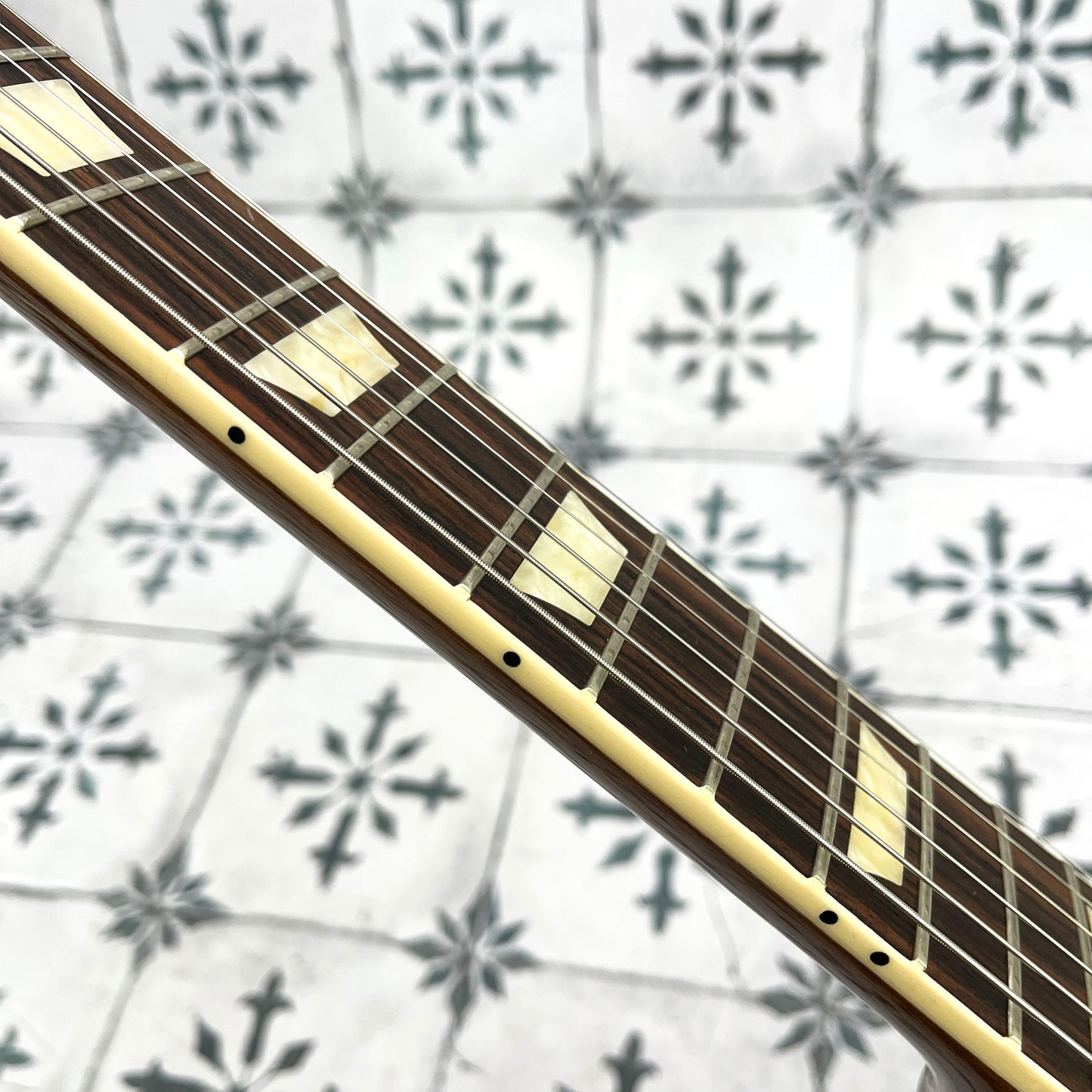 Gibson Les Paul Standard '60s • Translucent Fuchsia • 2024