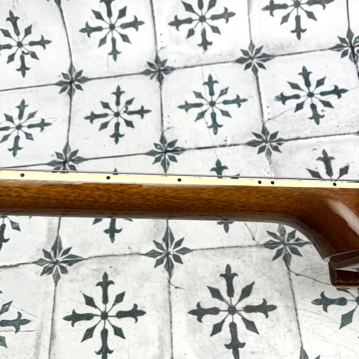 Gibson Les Paul Standard '60s • Translucent Fuchsia • 2024